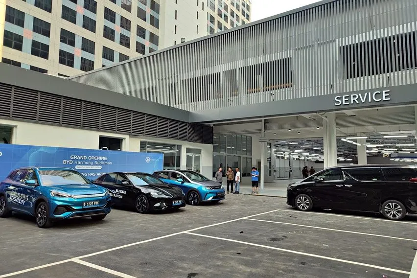 Service Bay